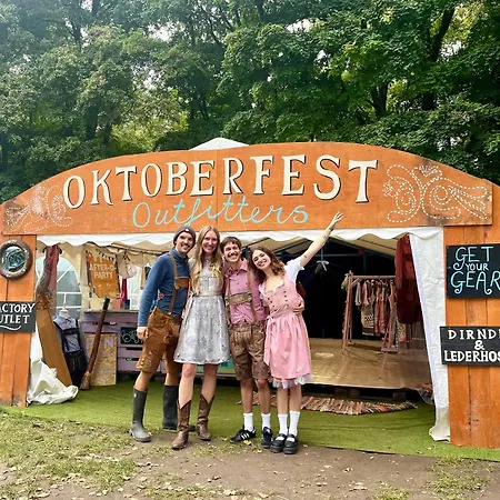 캠프장 Oktoberfest Student 18 To 25